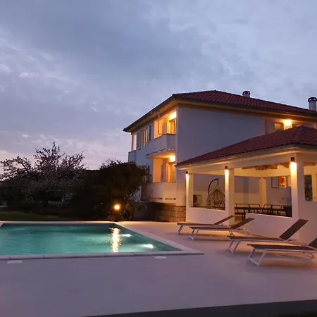 Family-friendly With Swimming Pool Kampor, Rab - 16865 * Kampor