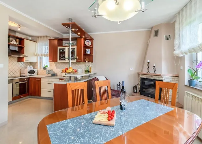 Apartament Family-friendly With Swimming Pool Kampor, Rab - 16865 Kampor