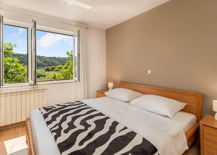 Apartament Family-friendly With Swimming Pool Kampor, Rab - 16865