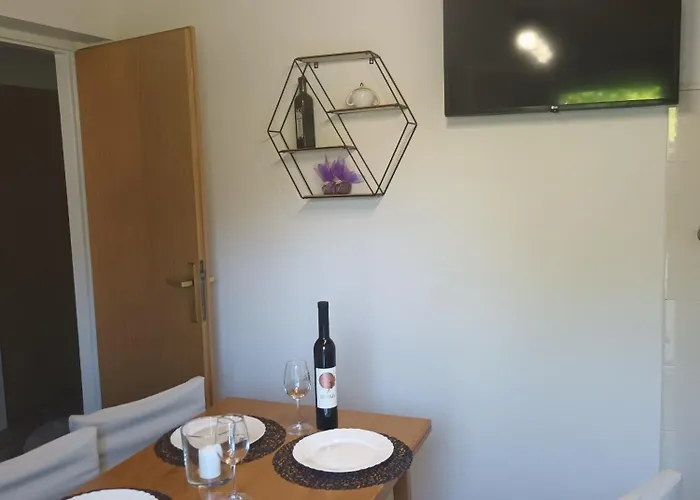 Apartment Family-friendly With Swimming Pool Kampor, Rab - 16865 *