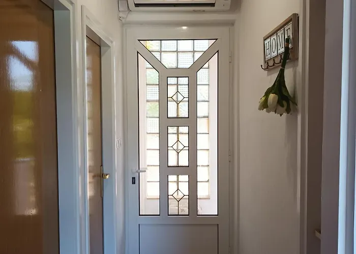 Family-friendly With Swimming Pool Kampor, Rab - 16865 Apartament Kampor