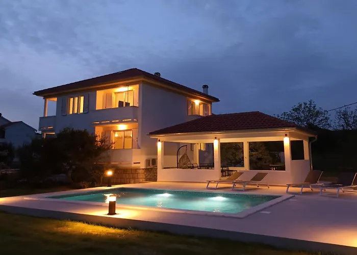 Apartament Family-friendly With Swimming Pool Kampor, Rab - 16865 Kampor